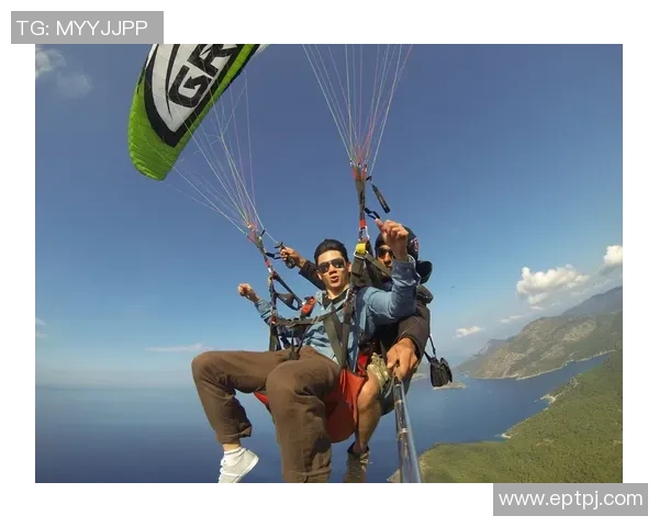 足球z网兜带你领略精彩赛事分析与球员动态的全新体验 足球z网兜带你领略精彩赛事分析与球员动态的全新体验